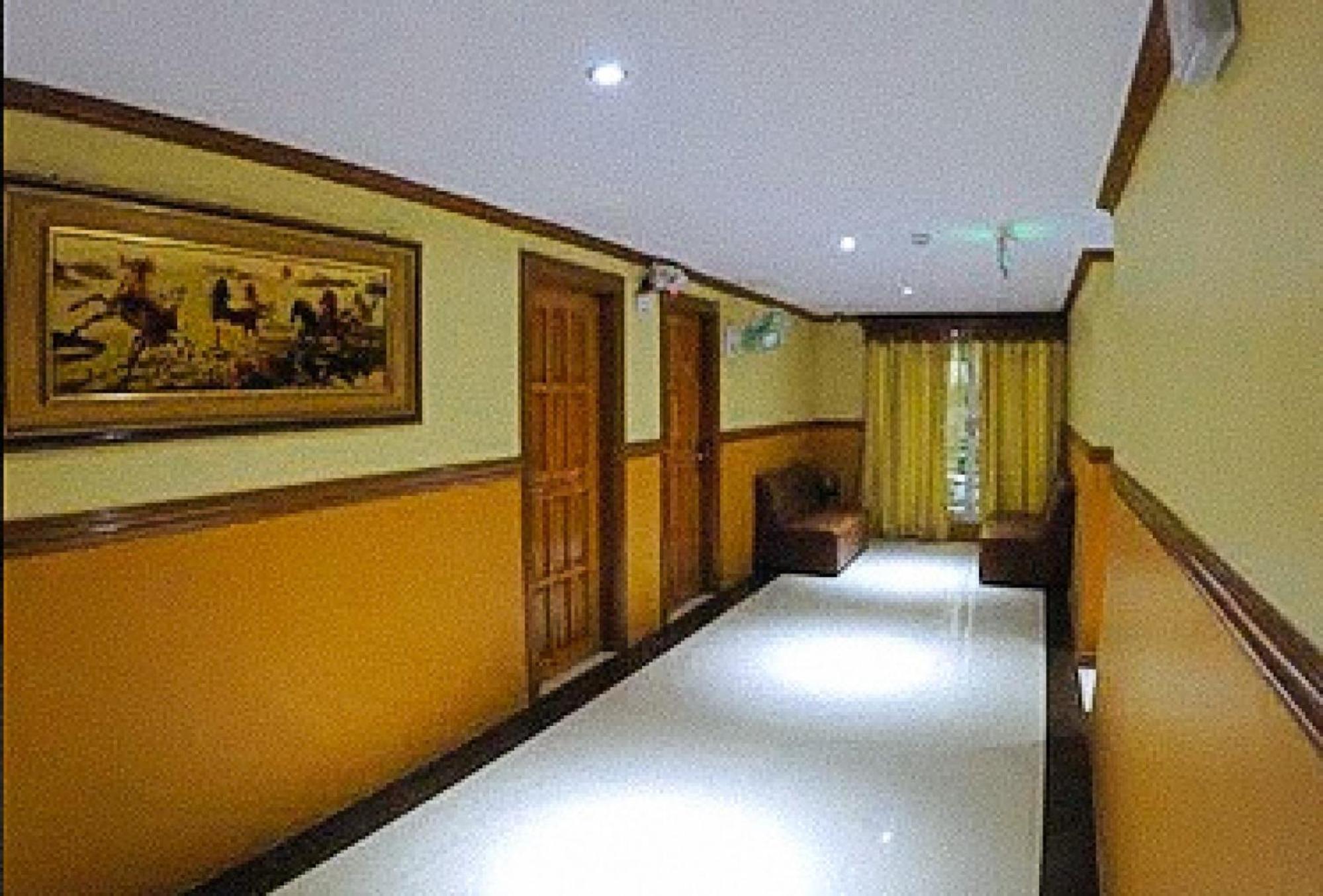 Reddoorz Plus @ Taj Hotel Tuguegarao 外观 照片